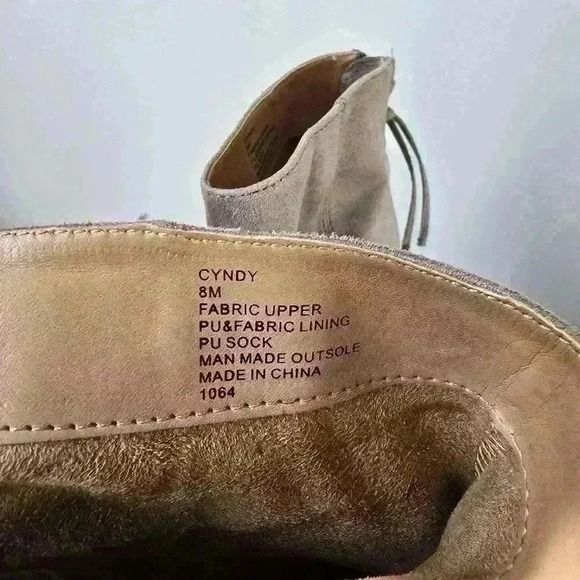 STEVE MADDEN CINDY suede booties - Picture 7 of 9